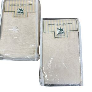 Columbine Cody Matelasse Pillow Shams x2 Cream Standard Ecru Antique Cottage NEW